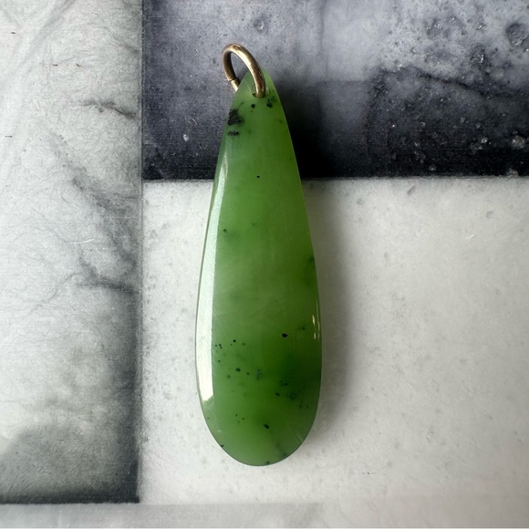 Nephrite Jade Pendant - Picture 8 of 8